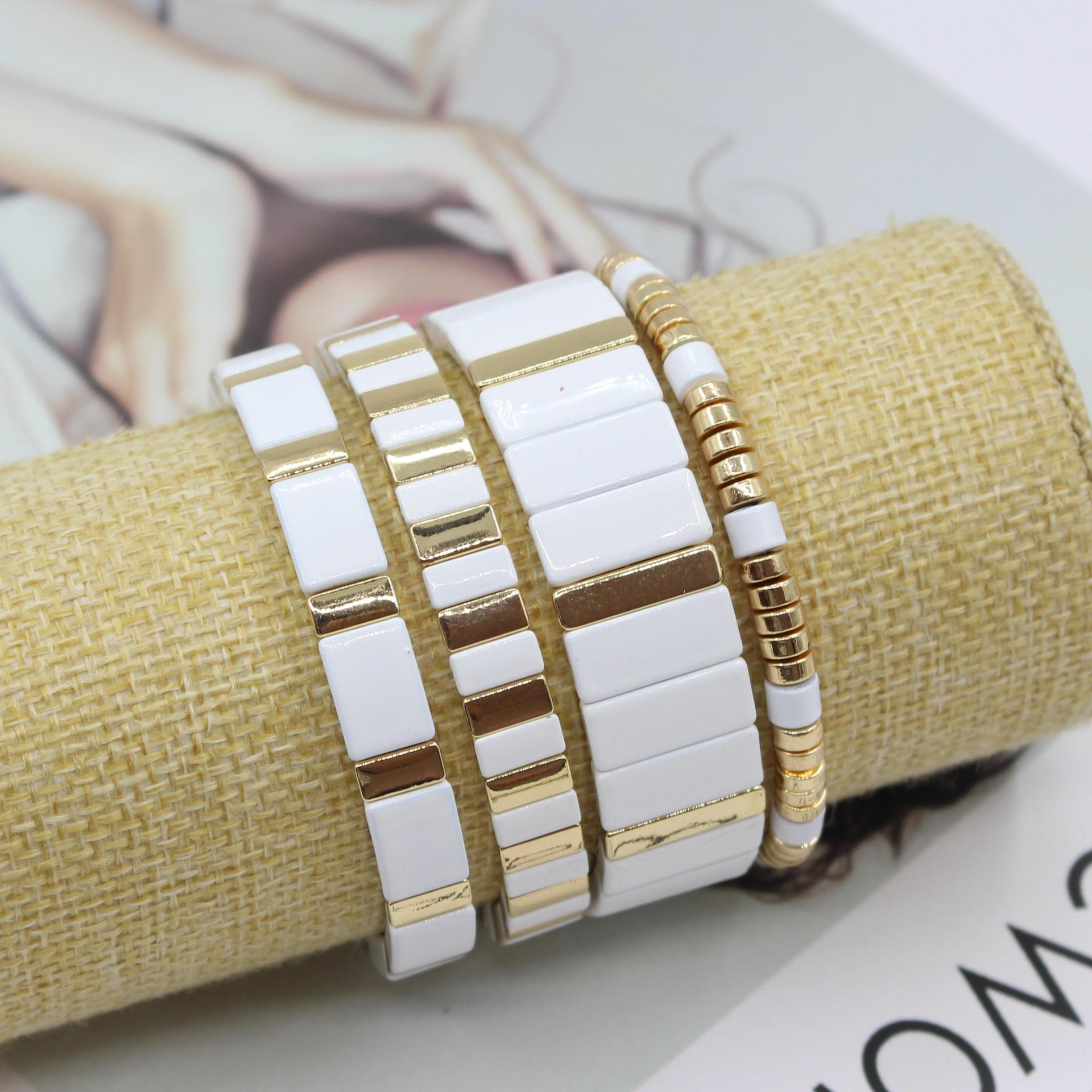 Ethnic Fashion Model - Bohemian Enamel White Cold Wind Autumn