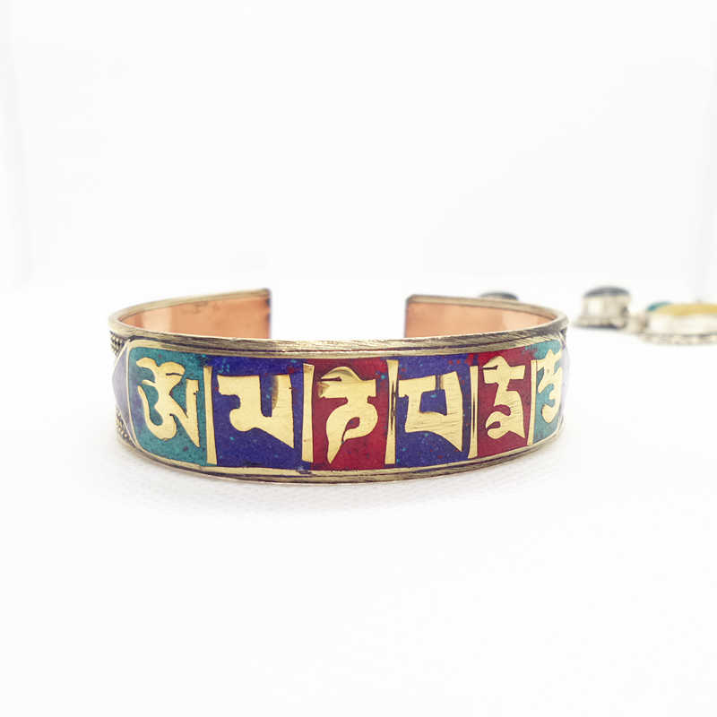 BB-193 Tibetan Mantras Amulet  - Ethnic Fashion Com ulasan dan harga