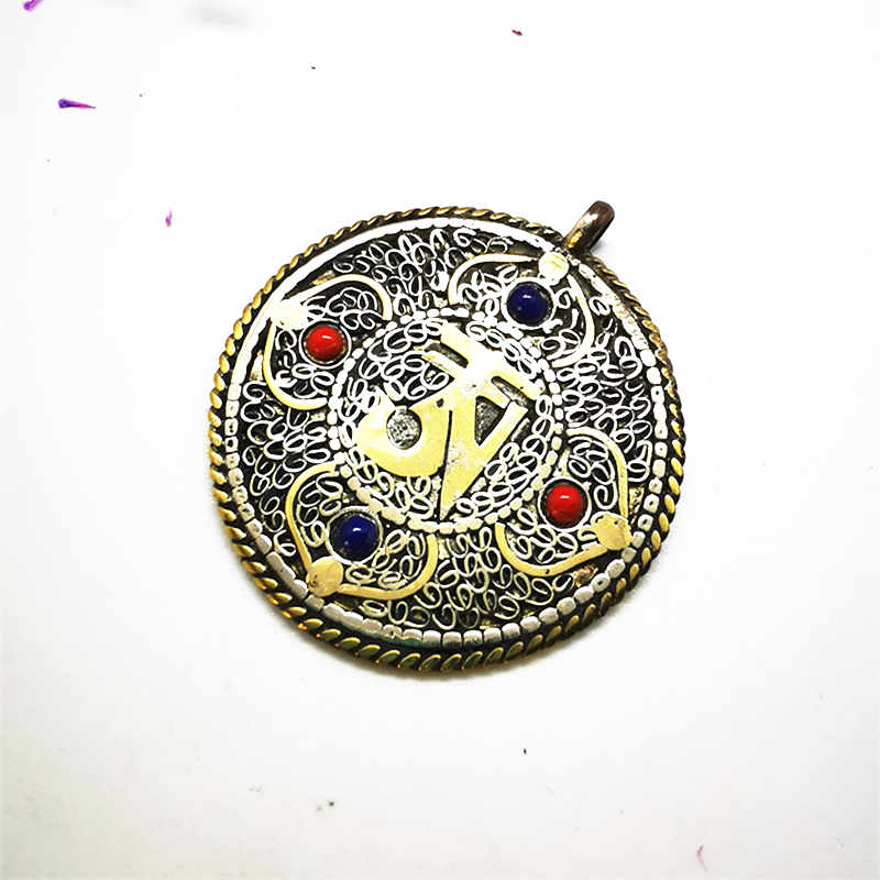 Tibet OM Amulet Pendants Tibet - Ethnic Fashion Com ulasan dan harga